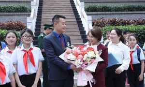 Rakyat di Daerah Perbatasan Vietnam-Tiongkok: Jembatan Penghubung Persahabatan antara Dua Negara Tetangga