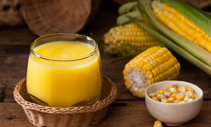 Homemade corn milk 