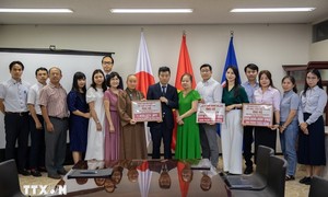 日本在住ベトナム人  台風被災者を支援