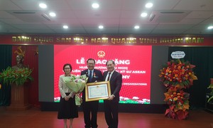 40 kỹ sư Việt Nam nhận chứng chỉ kỹ sư chuyên nghiệp ASEAN