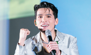 นักร้องก๊วกเทียน – Mr ร้องเพลงรัก