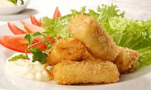 Deep fried seafood spring roll