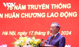 Top leader urges Ho Chi Minh National Academy of Politics to become role model for Party building  ​