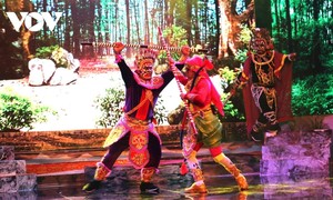 Hình tượng vai Chằn trong nghệ thuật sân khấu Dù kê