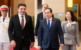 Ketua MN Vietnam, Tran Thanh Man Lakukan Pembicaraan dengan Ketua Parlemen Armenia