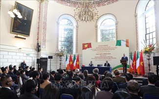 Sekjen, Presiden Vietnam, To Lam Kunjungi Universitas Trinity College Dublin