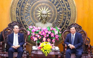 Tay Ninh impulsa la conexión con organizaciones y empresas cubanas