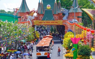 Vietnam recibe a 14 millones de turistas durante las vacaciones del Tet 2026