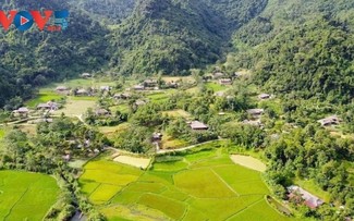 Aldea Khun, atractivo destino de turismo comunitario en el oeste de Ha Giang