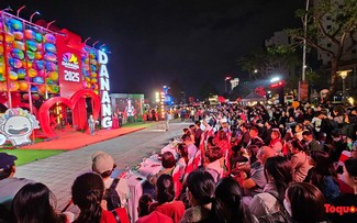 Inauguran Festival de Navidad y Año Nuevo 2025 en Da Nang 