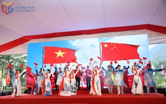 Fortalecen la solidaridad y la amistad entre los pueblos de la frontera Vietnam-China