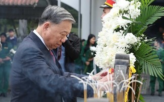 Le Secrétaire général Tô Lâm rend hommage aux héros nationaux