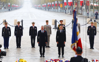 British PM attends Paris Armistice ceremony