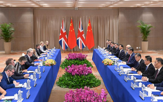 Xi calls on China, Britain to adopt rational perspective on each other's development