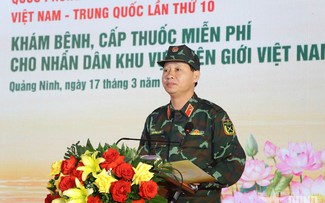 Militärärzte Vietnams und Chinas bieten Menschen entlang der Grenze Untersuchungen an