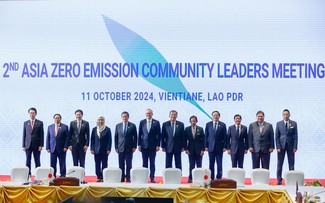 Le Premier ministre vietnamien appelle à coopérer pour créer une Communauté asiatique de neutralité carbone