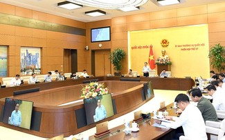 Pembukaan Persidangan ke-37 Komite Tetap MN Vietnam