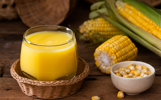 Homemade corn milk 