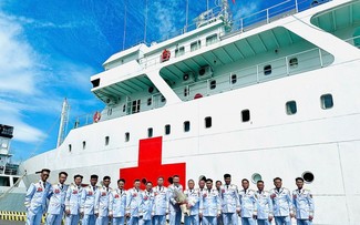  Hospital ship – a lifeline connecting island frontline and mainland