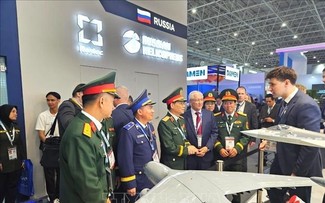 Vietnam nimmt an der Internationalen Schiff- und Luftfahrtausstellung Langkawi 2025 teil