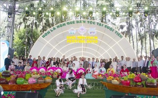 Die Freundschaft zwischen den Bewohnern in Ho-Chi-Minh-Stadt und internationalen Freunden verbinden
