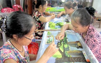Ein neuer Weg für das Stickereihandwerk im Dorf Minh Lang in der Provinz Thai Binh
