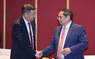 Premierminister Pham Minh Chinh schlägt chinesischer Bank zur Teilnahme am internationalen Finanzzentrum in Vietnam vor