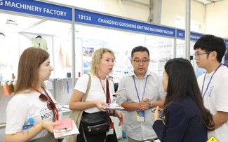 Ausstellung „HanoiTex & HanoiFabric 2025” zieht Teilnehmer aus neun Ländern und Gebieten an