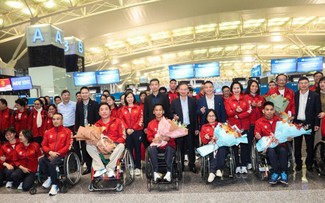 Das paralympische Team Vietnams reist nach Thailand für die 13. Südostasienspiele für behinderte Sportler