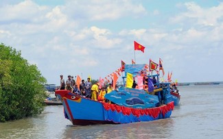 껀저 할배 맞이 축제 – 문화와 친환경 관광의 만남의 장