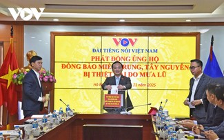 听众就洪灾致以慰问