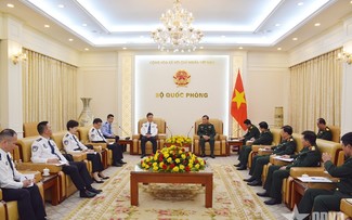 越南边防部队与中国国家移民局加强合作