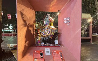 在“创意汇聚”活动中体验精彩项目