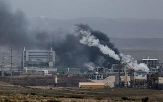 中东冲突：以色列与伊朗持续猛烈交锋