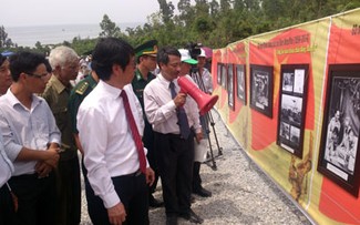 Quang Binh : exposition de photos consacrée à Dien Bien Phu