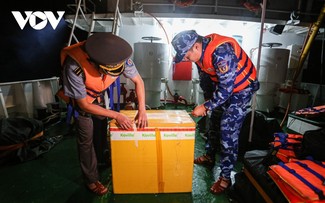Ballots delivered for early election to forces at sea