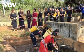 ພິທີພາວະນາໃຫ້ຟ້າຝົນ - ມໍລະດົກວັດທະນະທຳເປັນເອກະລັກຂອງຊາວເຜົ່າ ຢາຣາຍ