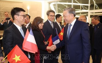 Vietnam affirms role in Francophone community, promotes cooperation with France