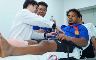 Striker Xuan Son successfully undergoes surgery in Vietnam