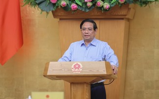 PM: Vietnam’s economy maintains positive momentum