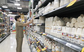 Vietnamese goods improve quality to conquer domestic market  