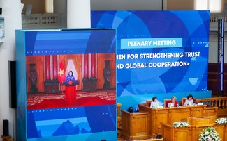 Vice President attends Eurasian Women's Forum 