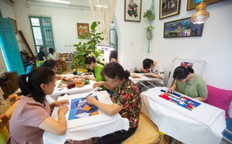 Wool embroidered paintings: a pathway to vocational guidance for youth with special needs