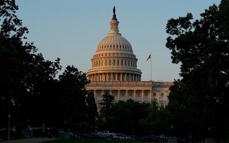 US House of Representatives votes to reopen government after 43-day shutdown