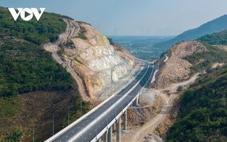 2025 seen as breakthrough year for Vietnam’s infrastructure