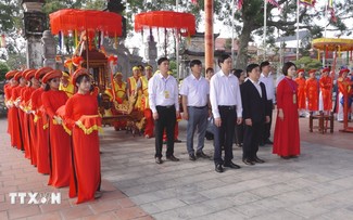 Saint Tran’s rice distribution and seal-opening ceremony held in Ninh Binh 