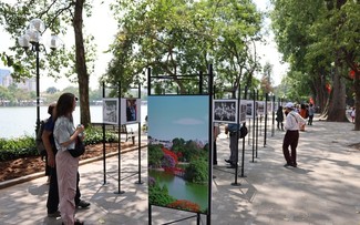 「私の心の中のハノイ」写真展