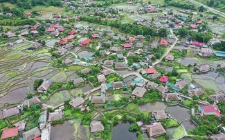 ハザン省の少数民族テイ族の村々の訪問