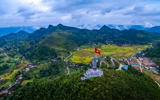 ドンバン岩石高原、「2025年世界有数の文化観光地」受賞