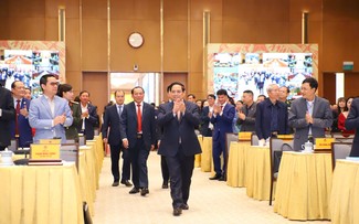 チン首相、文化を精神的基盤と内なる力に